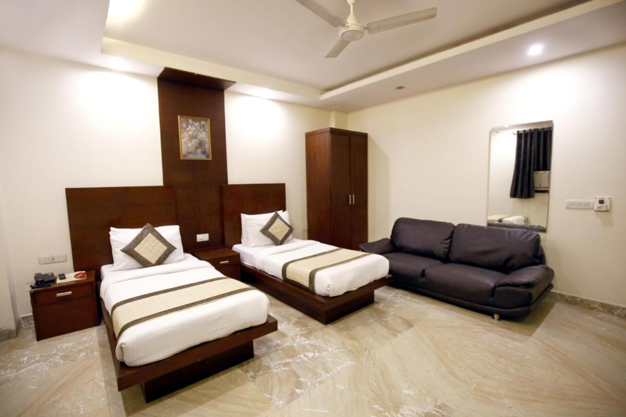 Hotel Paradise Inn-A Boutique Hotel Delhi Ню Делхи Екстериор снимка