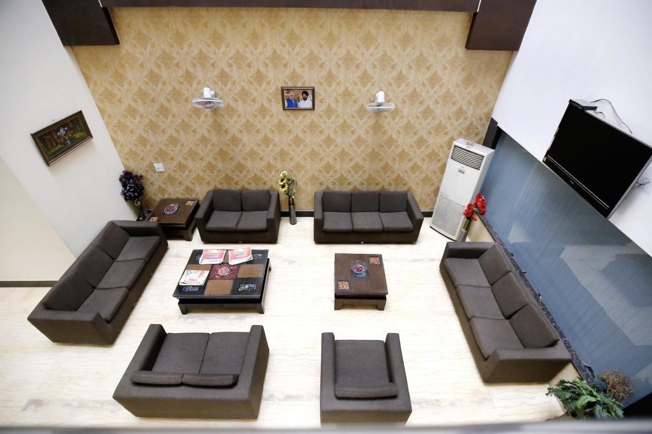 Hotel Paradise Inn-A Boutique Hotel Delhi Ню Делхи Екстериор снимка